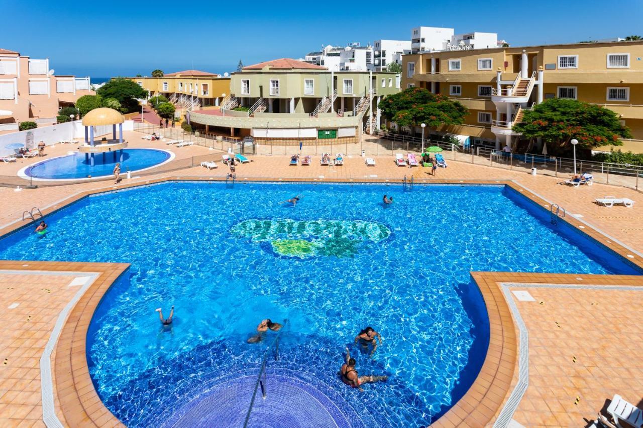 Home2Book Apart Costa Adeje, Pool Адехе Екстериор снимка