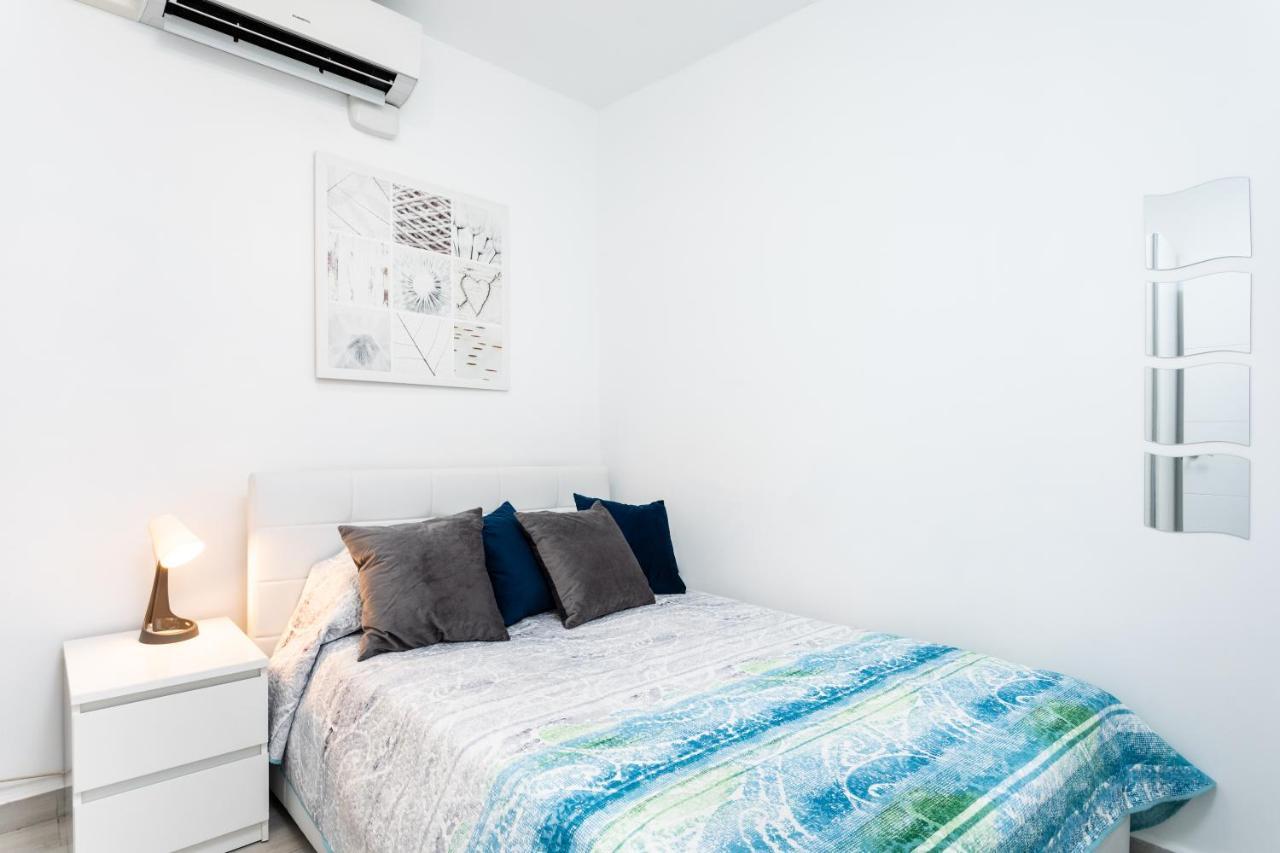 Home2Book Apart Costa Adeje, Pool Адехе Екстериор снимка